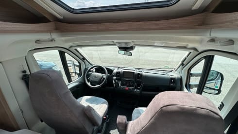 Tilly – Brand new 4-person camper from 2024