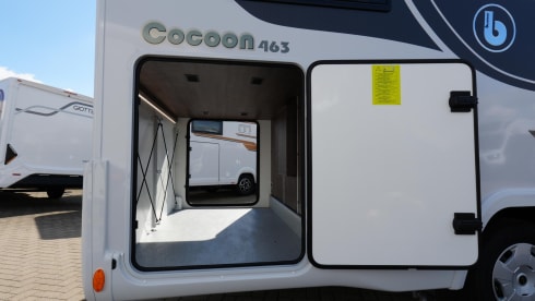 Brand new 5p Benimar Cocoon 463 semi-integrated model 2024