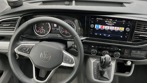 Whitey  – Iconic VW California Ocean 2024 II