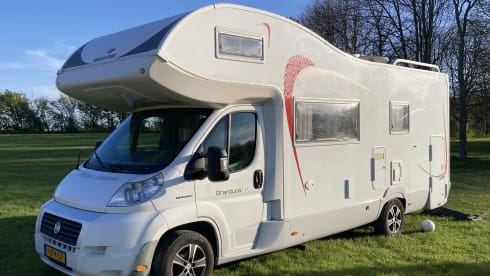 Roller Team – Spacious, cozy family camper