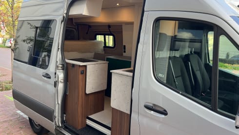 Mercedes Sprinter bus (interior 2023)