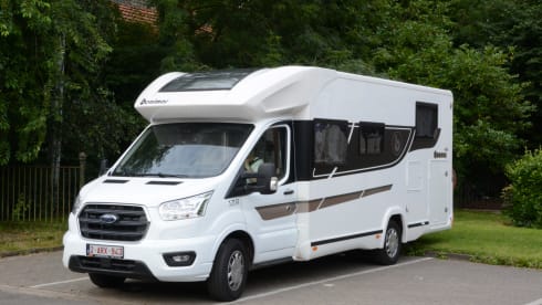 New spacious camper