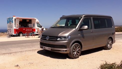 Alex's Van – Barcelona Camper Van Rental