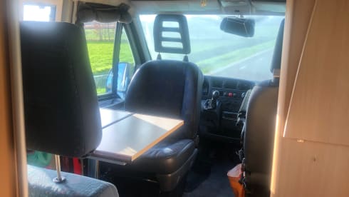 3p Peugeot bus from 2002