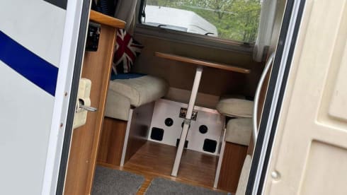 Freddy the fiat  – Ideal 6 berth family campervan, off-grid capable