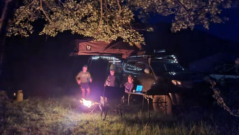 Lizette – Toyota Hilux Overlander