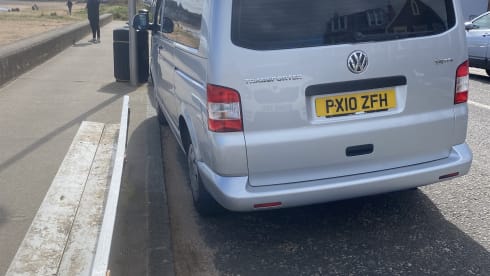 Hamish’s Hame – 2 berth Volkswagen campervan from 2010