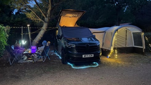 Taylor Trafic – **’Renault Trafic Sport Camper - 4 Birth**