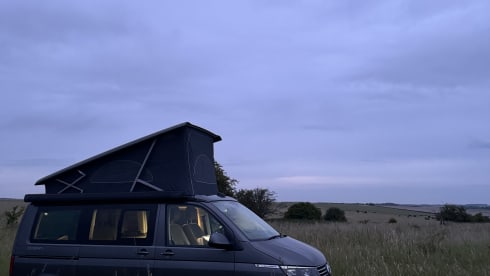 Ivan – 4 berth Volkswagen campervan from 2020