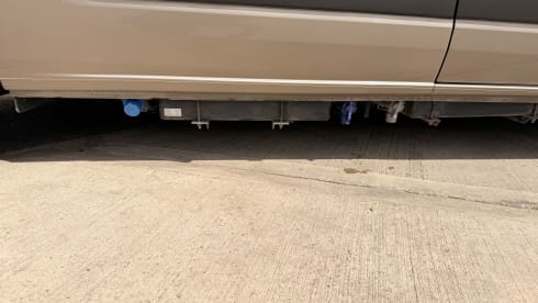 Blondie – 4 berth Ford campervan from 2022