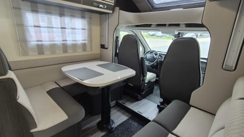 Nomad 1 – 4p Ford teilintegriert ab 2025