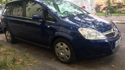 Opel Zafira – Camping pour deux personnes