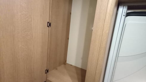 Billy – 6p Eura Mobil alcove from 2017