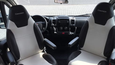Beautiful Chausson camper for rent, built in 2016