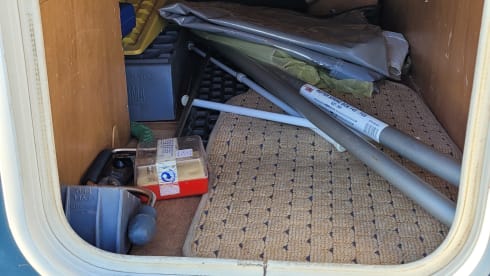 Bobby – 2p Ford semi-integrated from 2006