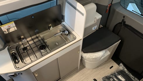 BETSY – Urban Camper Bürstner Copa C530 2025 WC Aufstelldach AHK 4 Personen