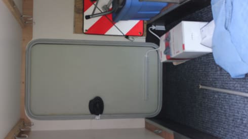 3p Knaus semi-integrated from 2010, Van TI 600 ME, 130 Multijet camper