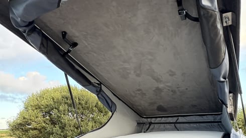 Vandalf the Grey – 4 berth VW crafter/camper, 2020 auto 