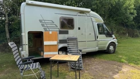 Hymie – Onze compacte, krachtige & off-grid Hymer Van 522!