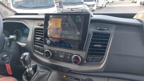 5p McLouis semi-integrated uit 2023