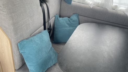 EnJoa Life – Autobus Pilote a 4 posti letto dal 2023