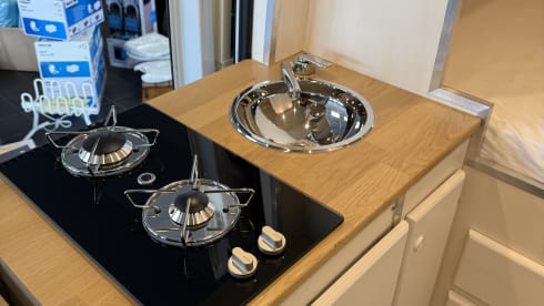 Charlie's Camper – Gezellige Buscamper Fiat Ducato