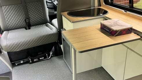 Ben Roamer – 4 berth Volkswagen T6 Campervan Rental Perthshire Scotland