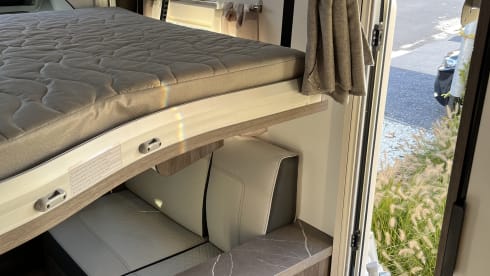 4p Benimar semi-integrated uit 2023