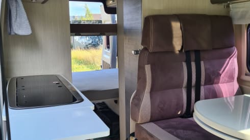 Camperlife – 4p Chausson bus uit 2019