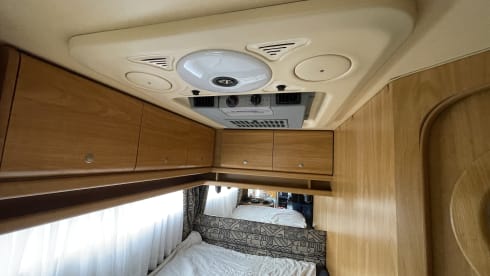 4p Laika semi-integrated from 2001