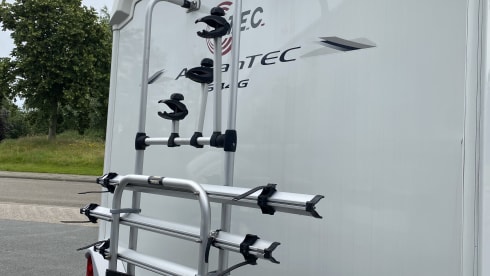 4p TEC semi-integrated uit 2011