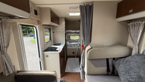 Hoggy express  – 7 berth motorhome