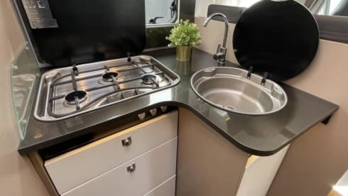 Max – Carado small practical camper