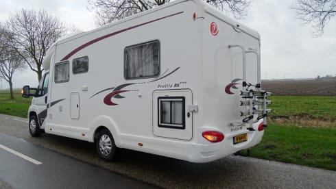 4/5p Eura Mobil Semi-Integrated camper