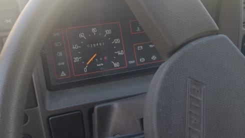 Erwing – Compact and spacious monocoque camper