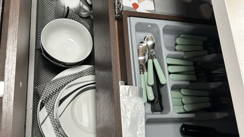 Frankie –  Frankie 6 berth Roller Team 