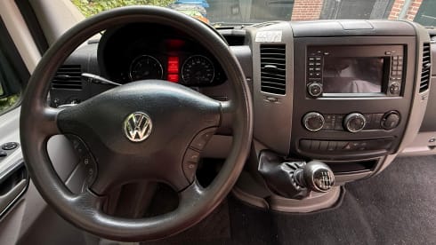 B&Bus – COZY AND COMFORTABLE VW CRAFTER CAMPER VAN