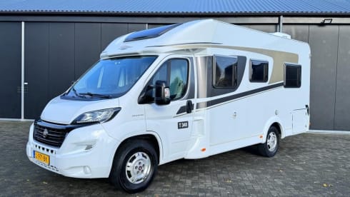 Carado automaat – 4p Carado semi-integrated from 2017