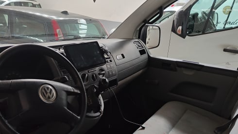 Van T5 Bari β Van T5 Bari