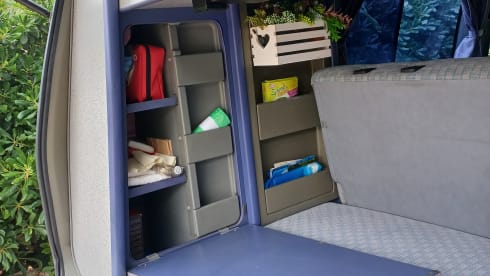 Calì  – Salento in a T4 California Coach van