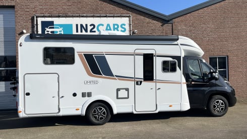 Vrijheid 2 – Luxury Bürstner T726 Length beds + Lifting bed 2021