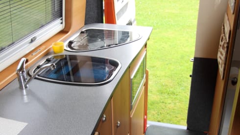 Betsy – Wildax Constellation Luxury 2/3 Berth