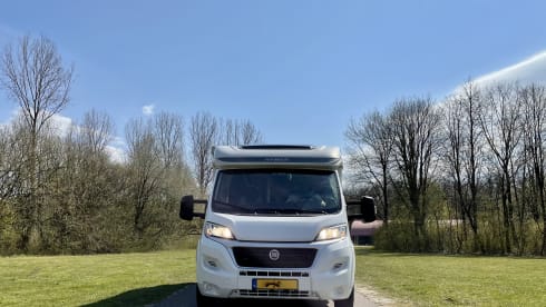 Das Original – HYMER Exsis + 15% long booking discount**