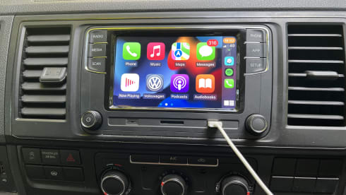 ADDAM – 4 berth Volkswagen bus from 2016