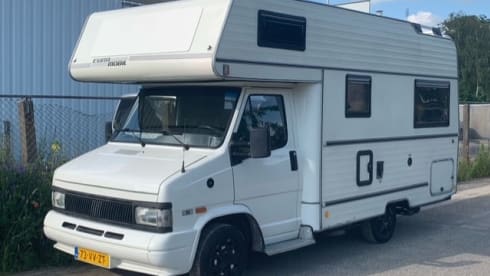 4p Eura Mobil alcove from 1992