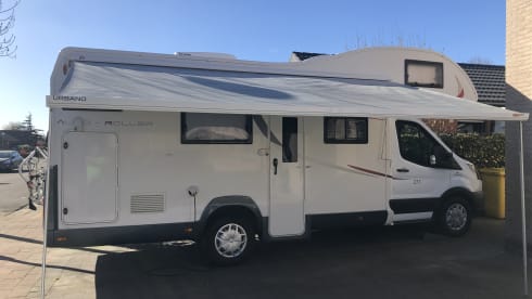Family camper