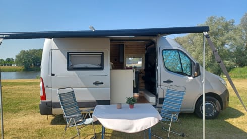 Renault master 165 pk, nieuwe inrichting  – 2p Renault bus from 2015