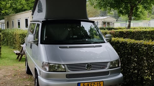 Beautiful and powerful T4 Volkswagen camper bus