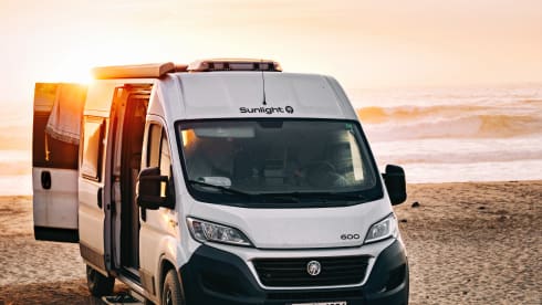 Cliff 600 – Sunlight Cliff 600