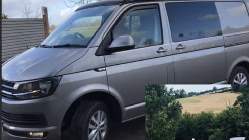 4 berth Volkswagen bus from 2018